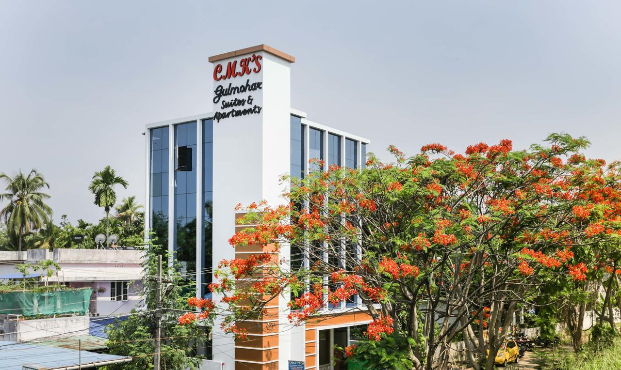 Treebo Trend Cmks Gulmohar Suites Kochi Exterior foto